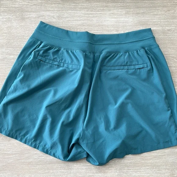 Athleta Shorts - Picture 5 of 5